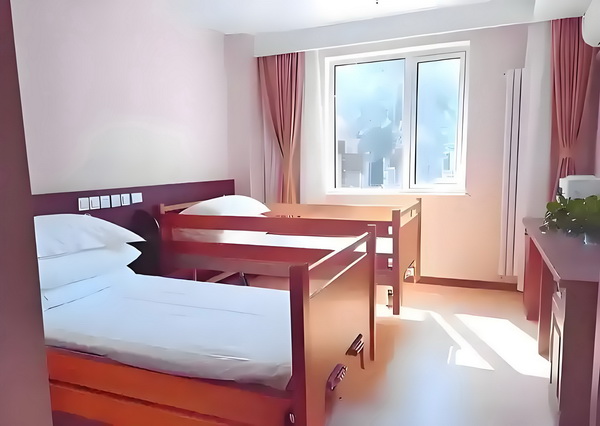本科生申请落户_偶遇何猷君穿两年前的增高鞋，奚梦瑶外八严重 偶遇何猷君名南通养老院排